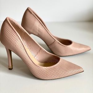 Guess pink nude heels pumps